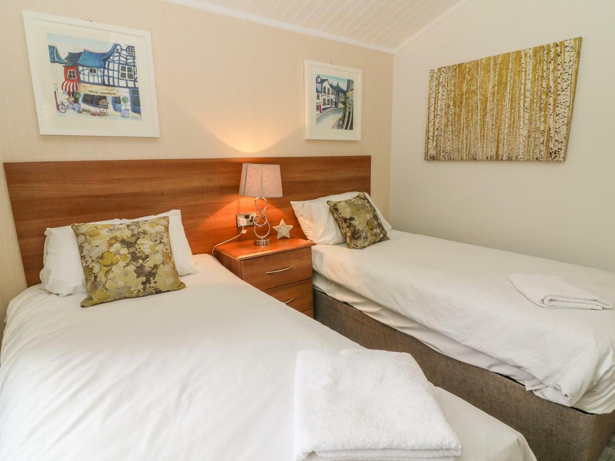 Bowness 66 Villa Уиндермер Екстериор снимка
