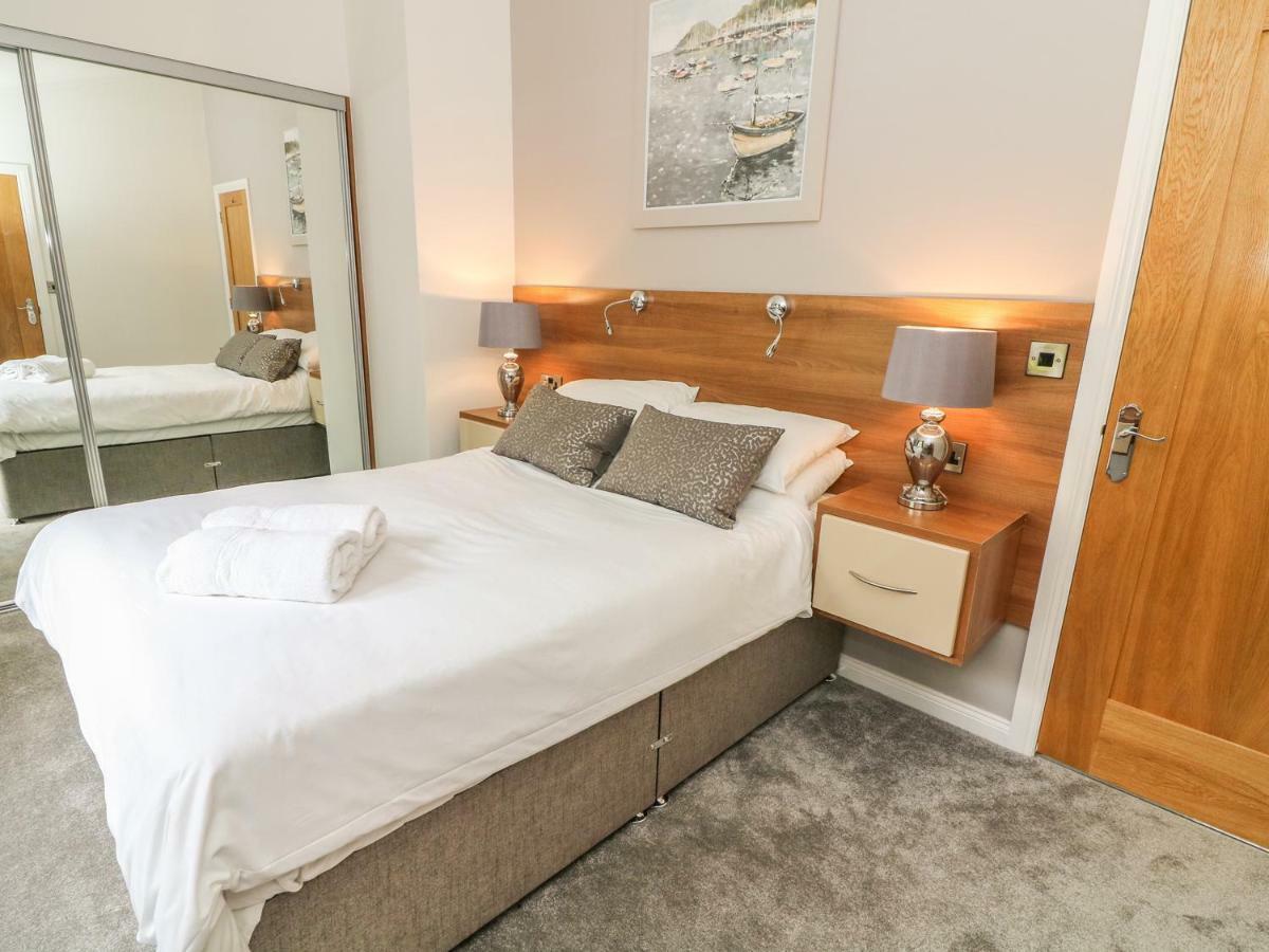 Bowness 66 Villa Уиндермер Екстериор снимка